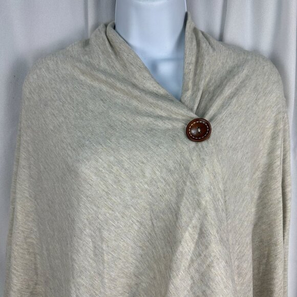 Bobeau Beige Knit Wrap Poncho With Button Closure M - Picture 2 of 5
